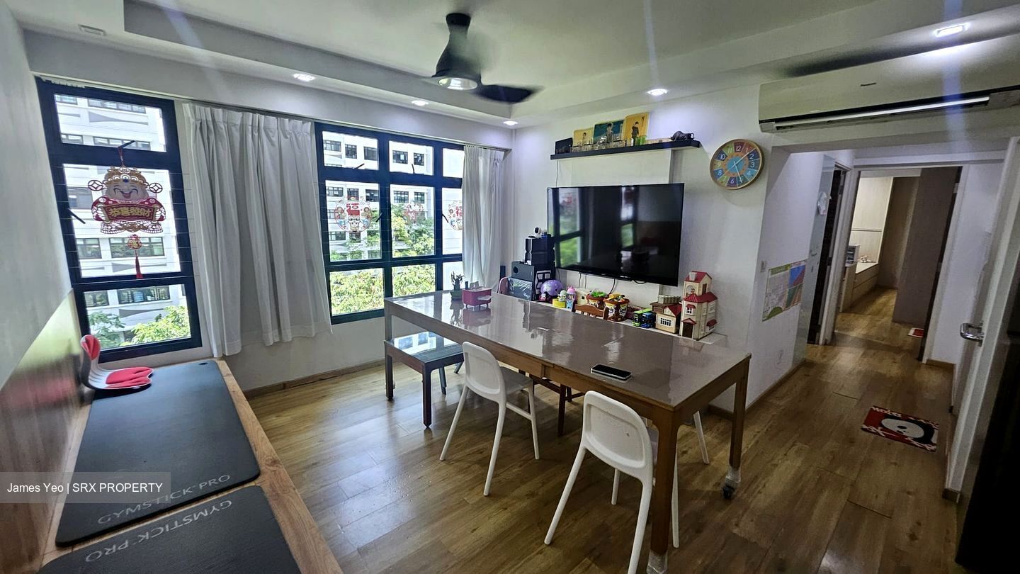 Blk 274A Compassvale Helm (Sengkang), HDB 5 Rooms #588608151
